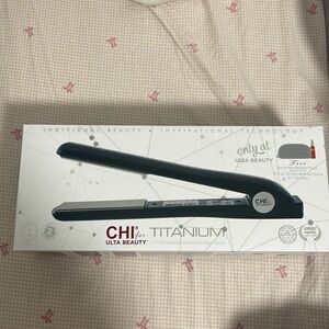 CHI Titanium Hairstyling Flat Iron